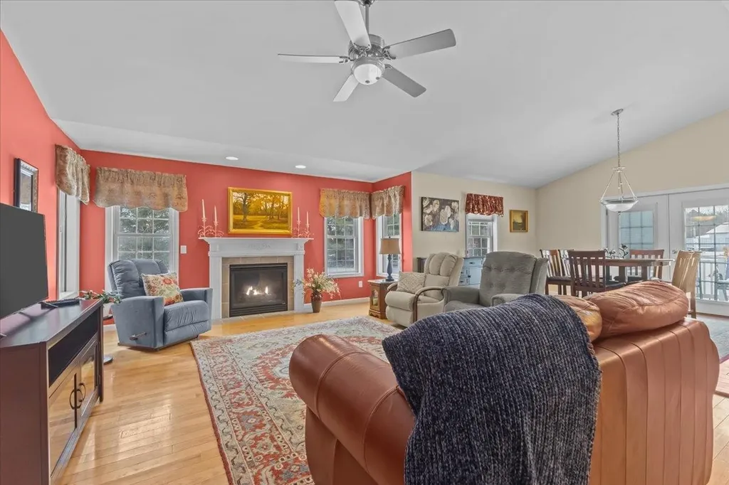 42 Haileys Way Colchester VT 05446