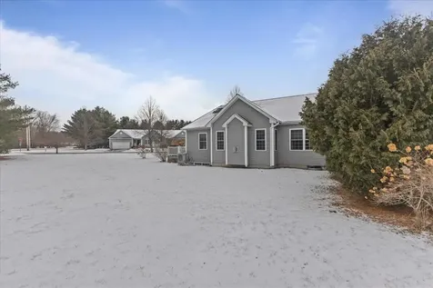 42 Haileys Way Colchester VT 05446