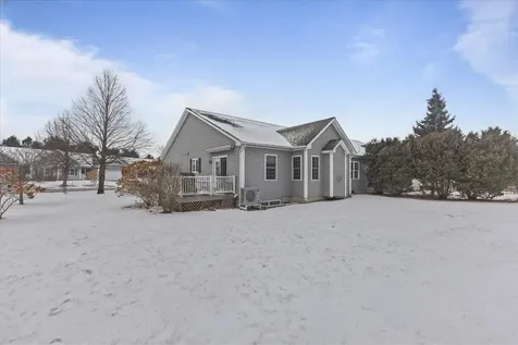 42 Haileys Way Colchester VT 05446