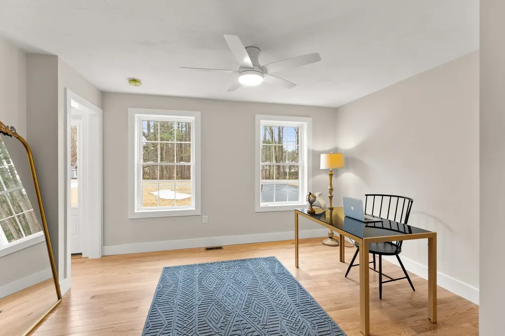 12 Peaslee Road Rochester NH 03867