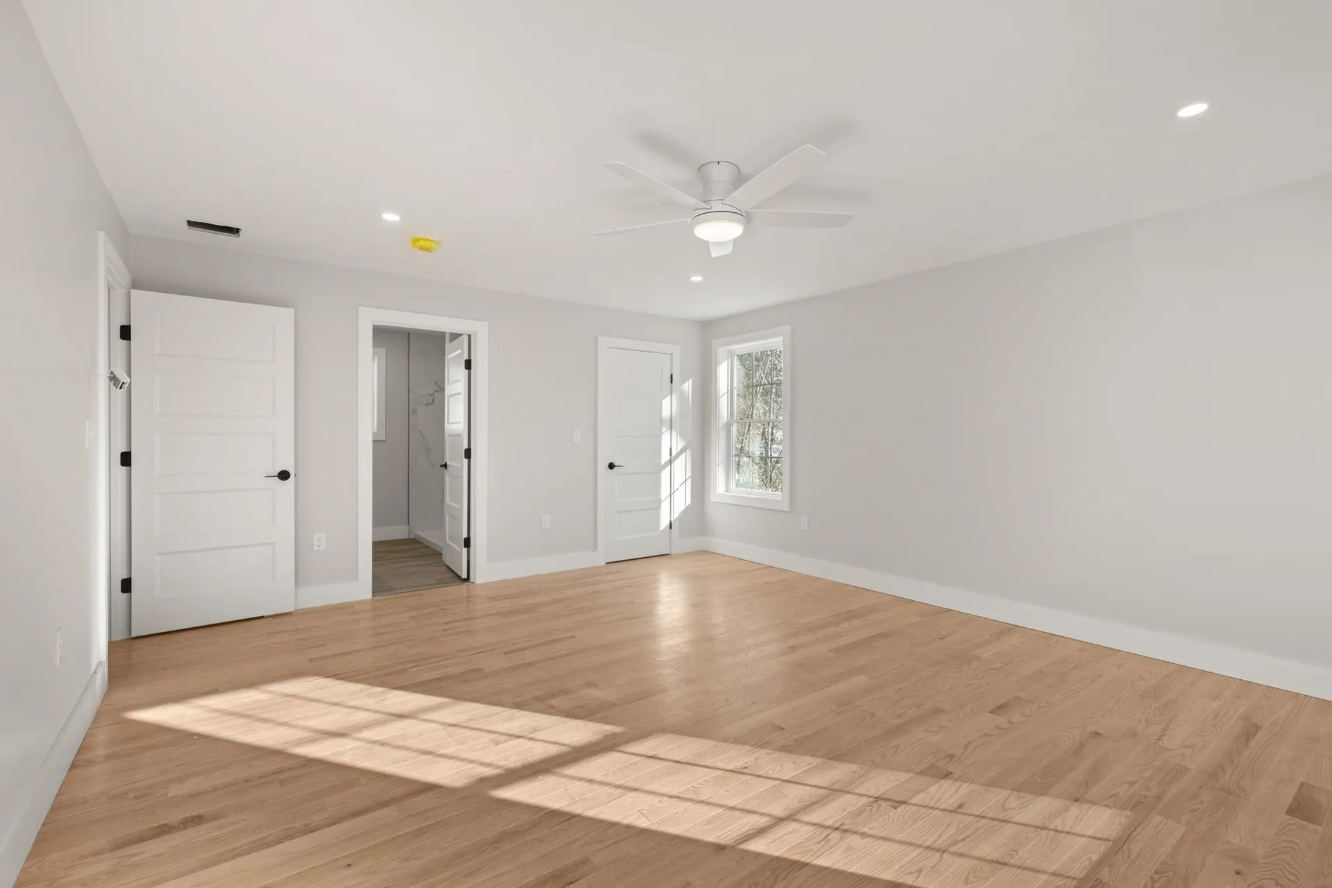 12 Peaslee Road Rochester NH 03867