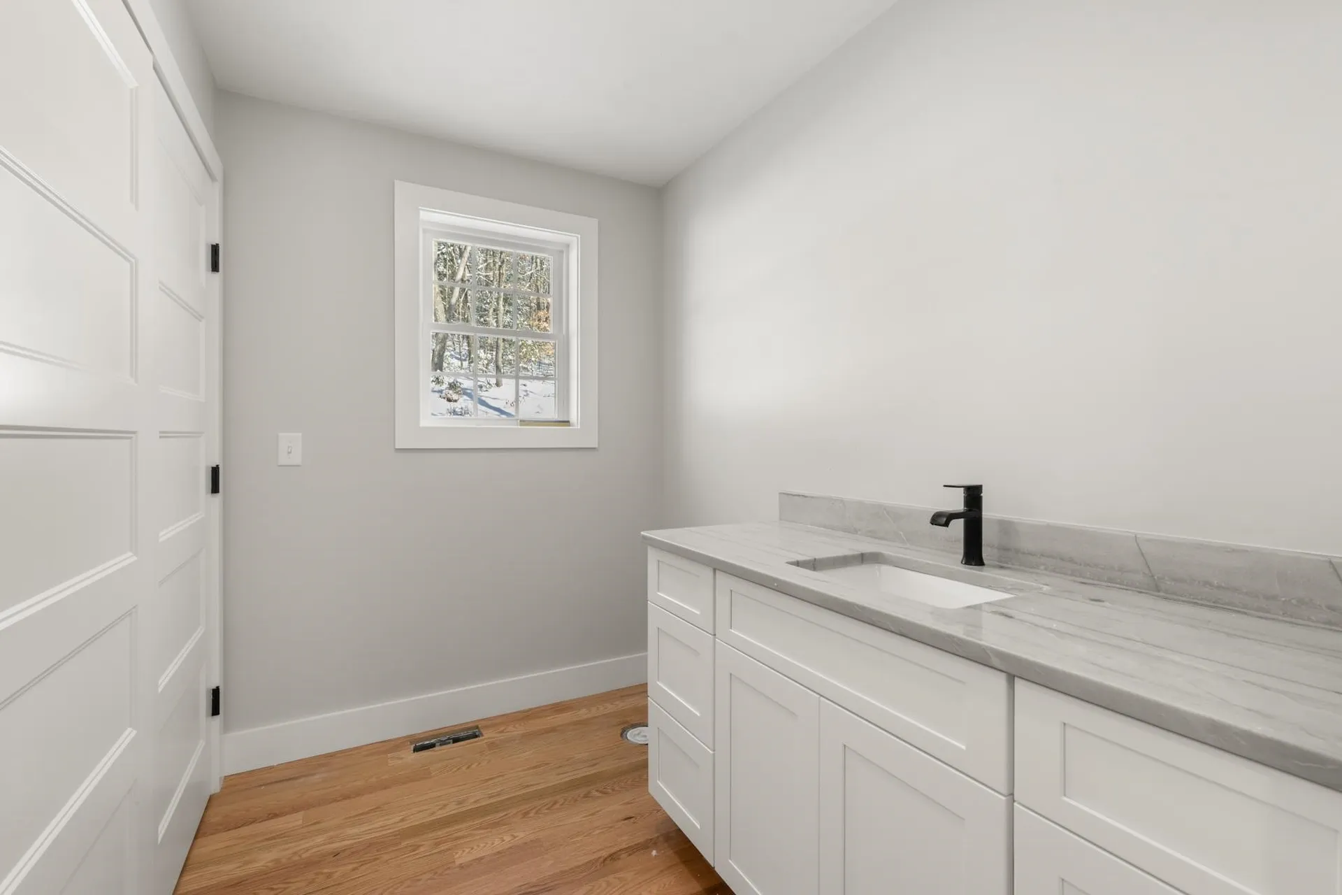 12 Peaslee Road Rochester NH 03867