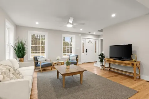 12 Peaslee Road Rochester NH 03867