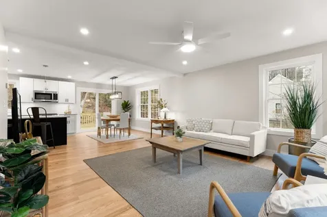 12 Peaslee Road Rochester NH 03867