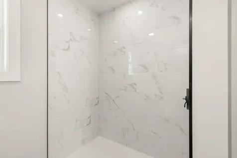 12 Peaslee Road Rochester NH 03867