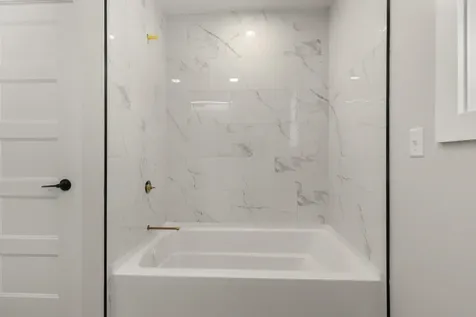 12 Peaslee Road Rochester NH 03867