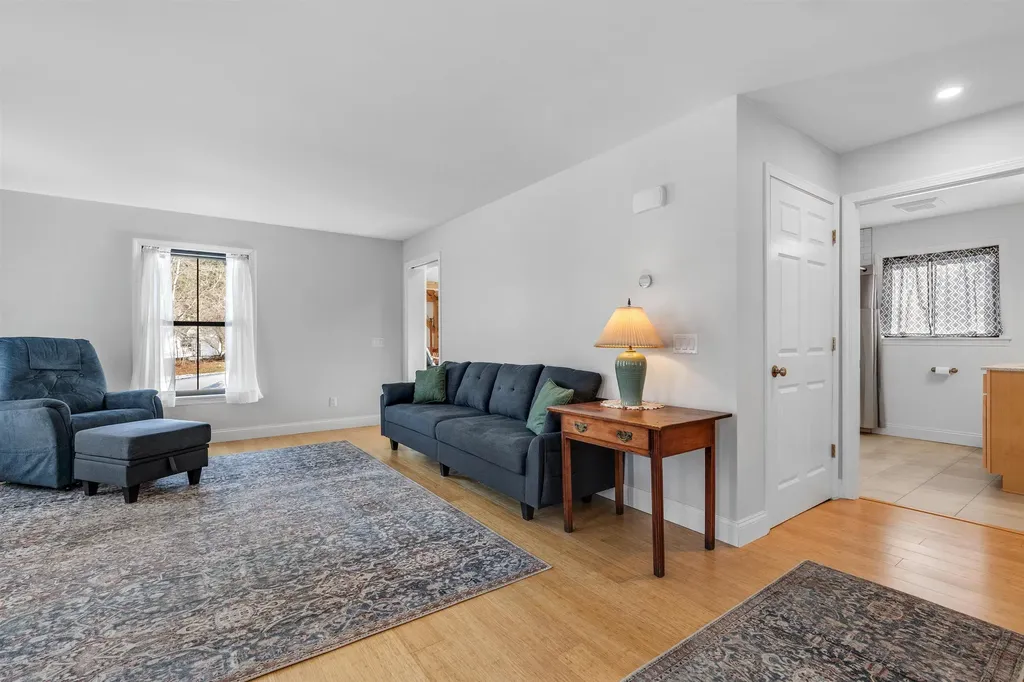 34 Pleasant Street Lyme NH 03768