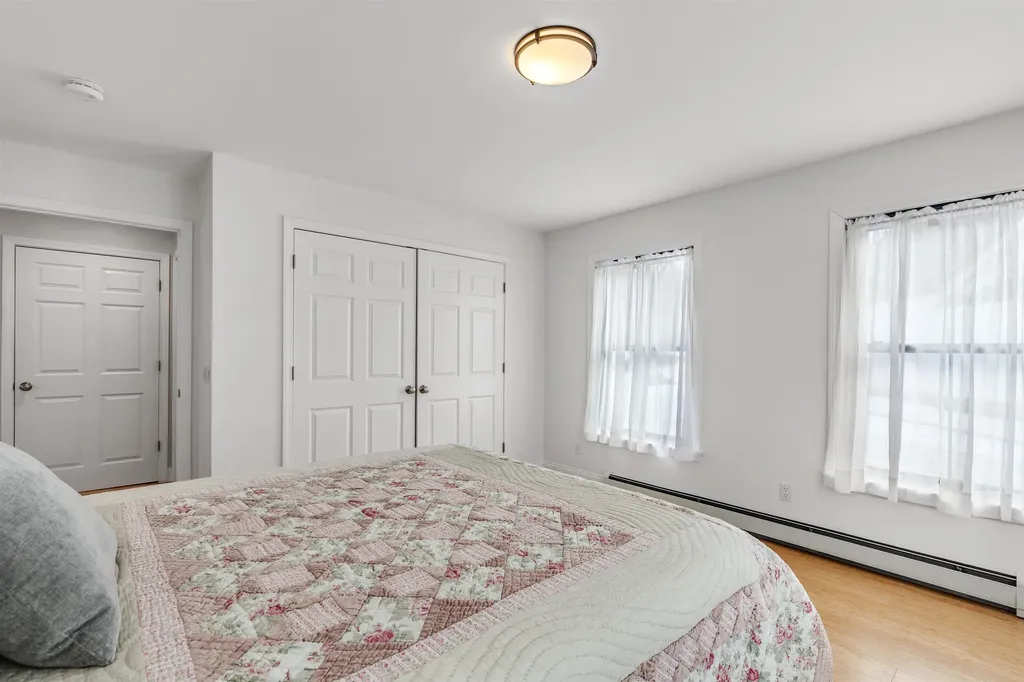 34 Pleasant Street Lyme NH 03768