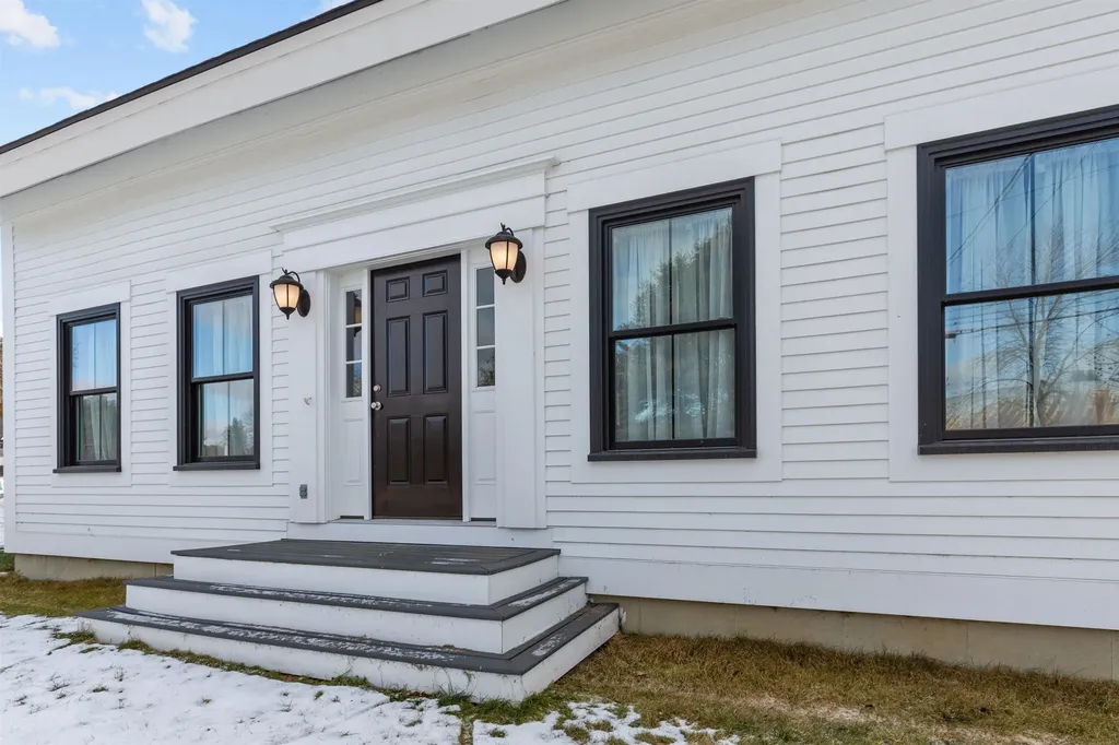 34 Pleasant Street Lyme NH 03768