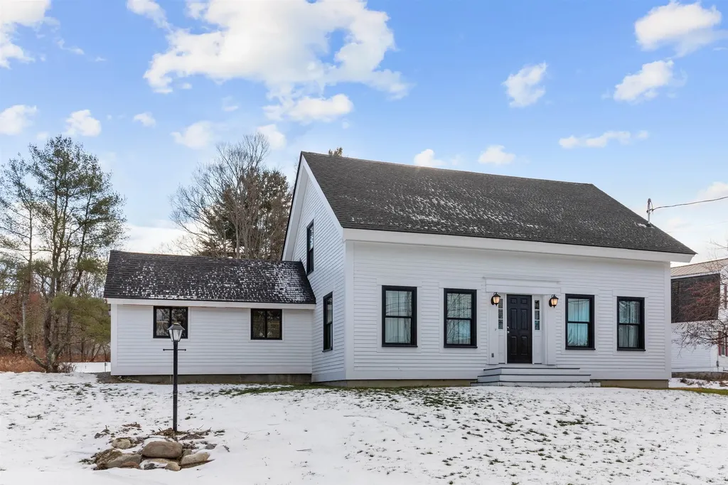 34 Pleasant Street Lyme NH 03768