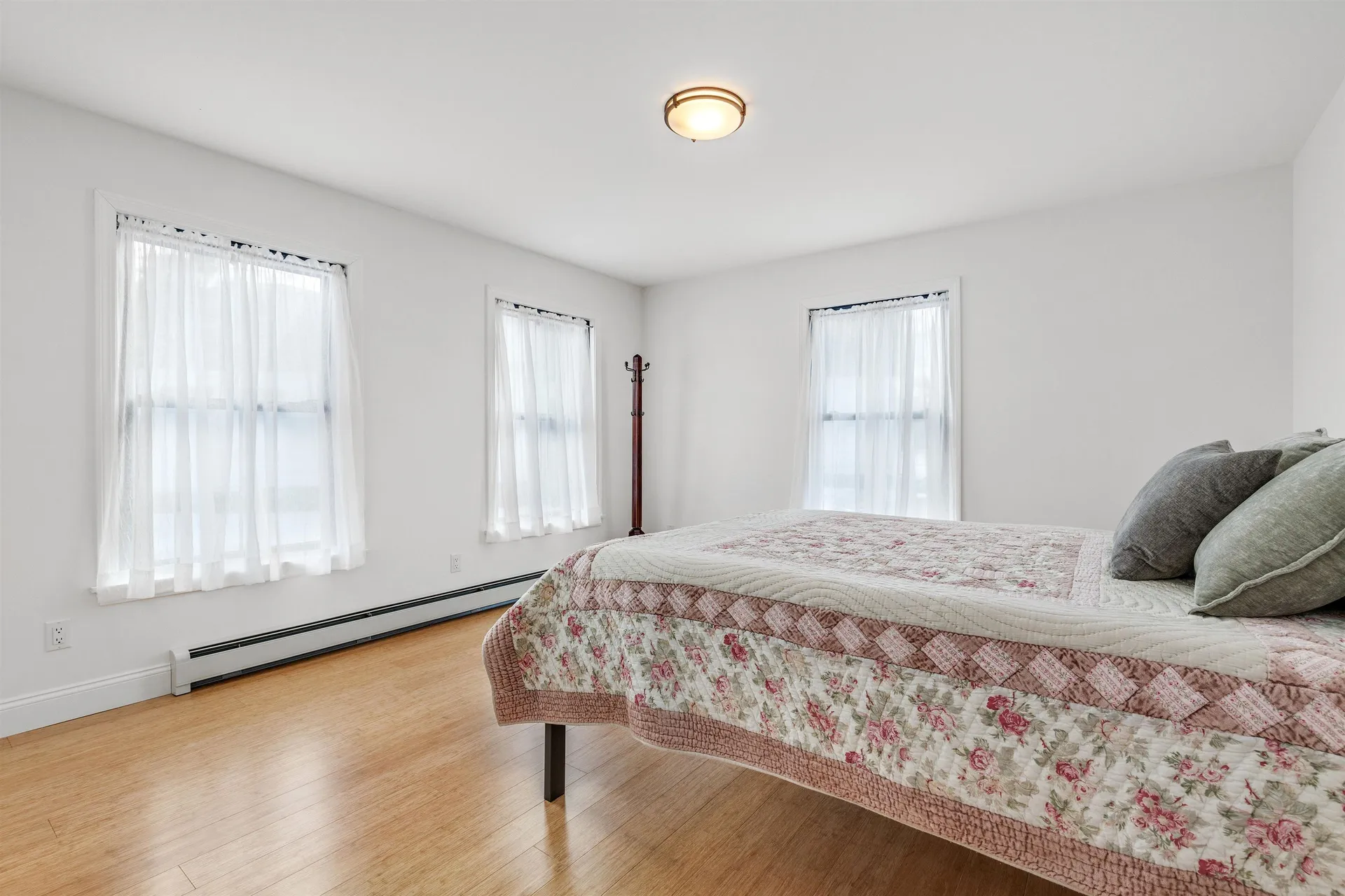 34 Pleasant Street Lyme NH 03768