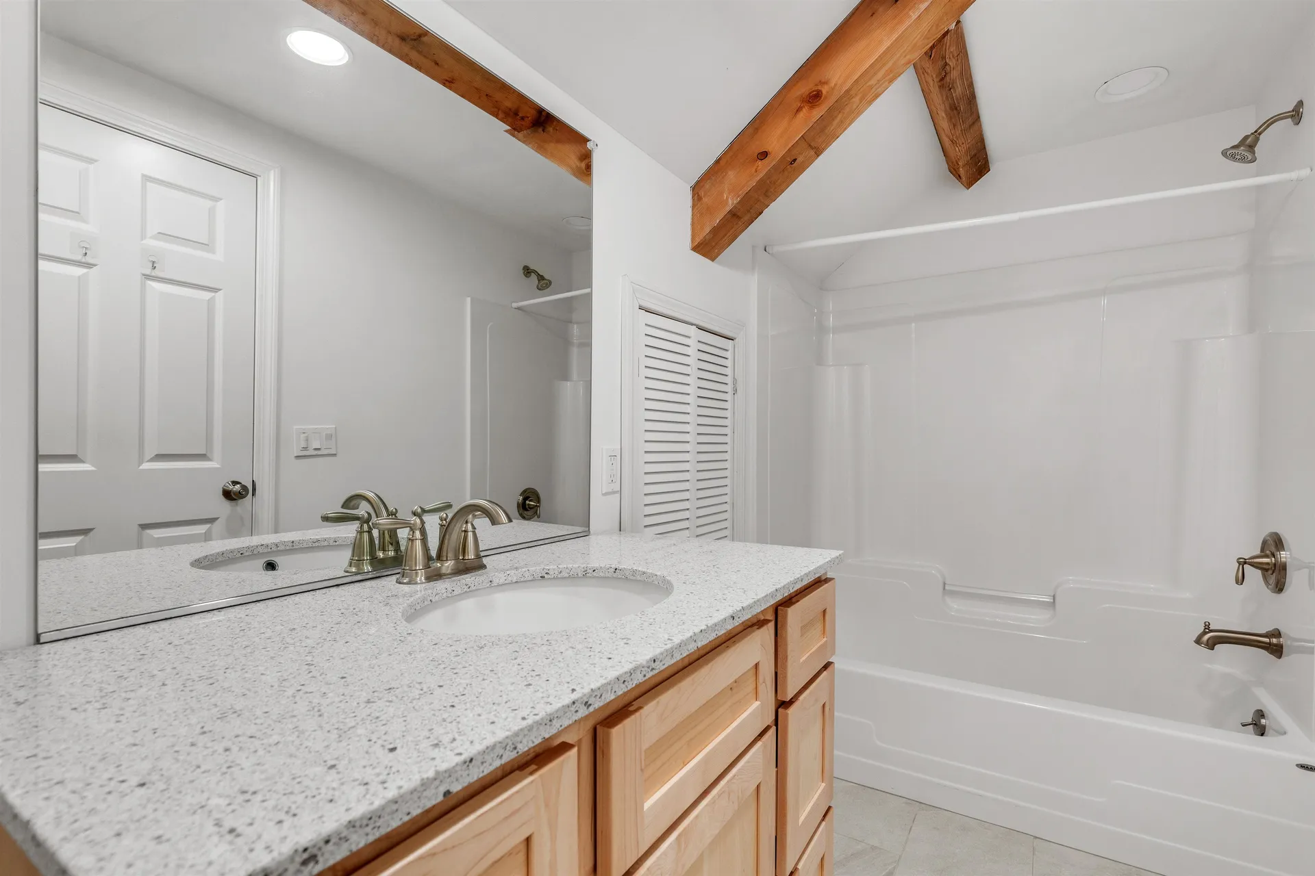 34 Pleasant Street Lyme NH 03768