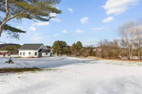 34 Pleasant Street Lyme NH 03768