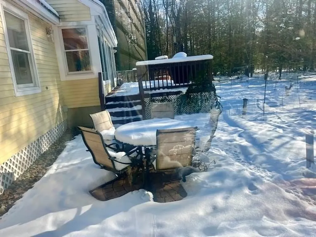 6 Crank Road Hampton Falls NH 03844