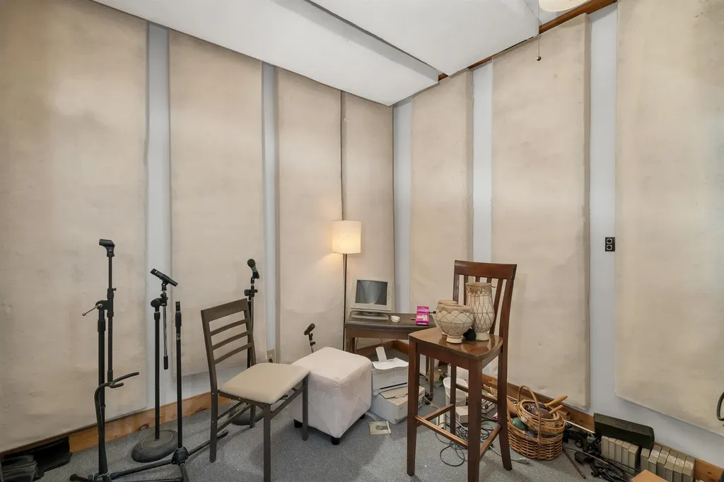 11 White Plains Road Webster NH 03303