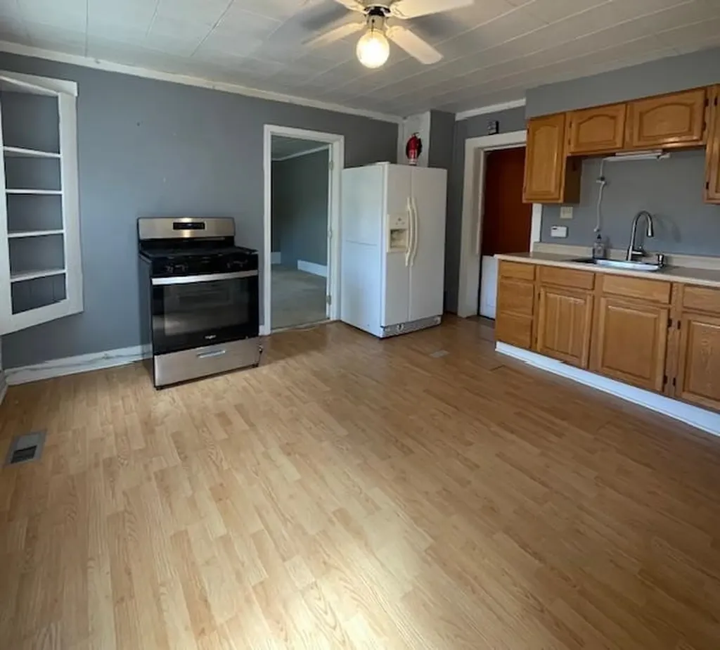 11 White Plains Road Webster NH 03303