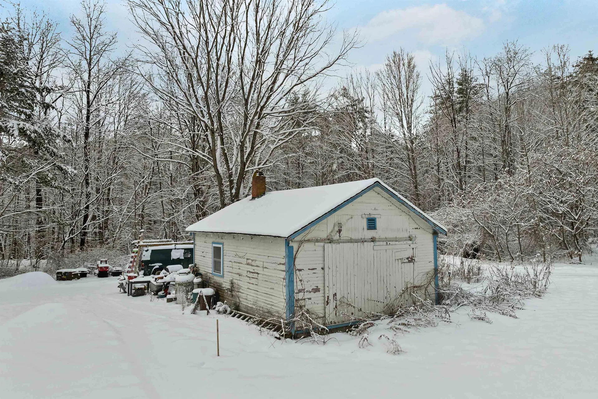 11 White Plains Road Webster NH 03303