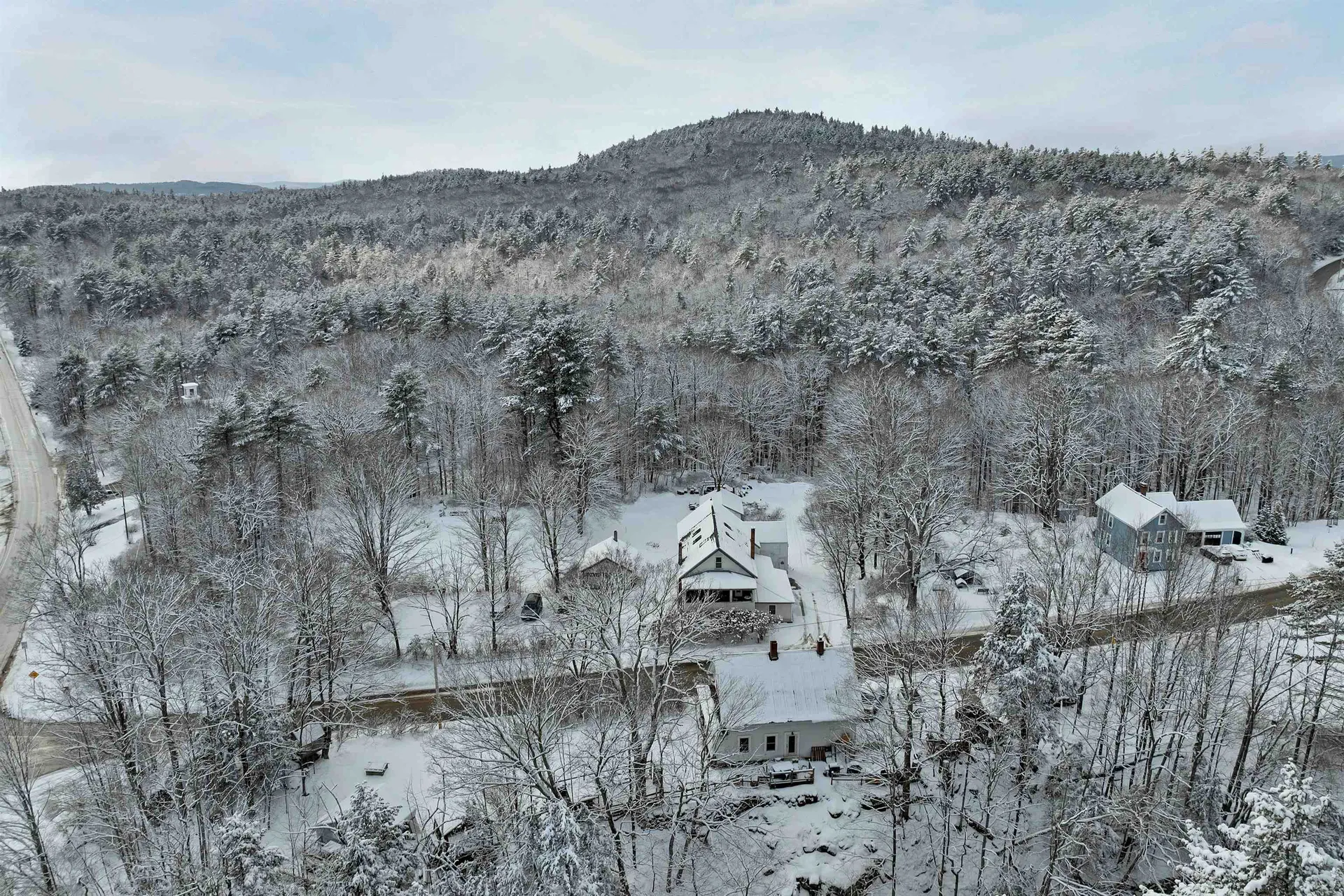 11 White Plains Road Webster NH 03303