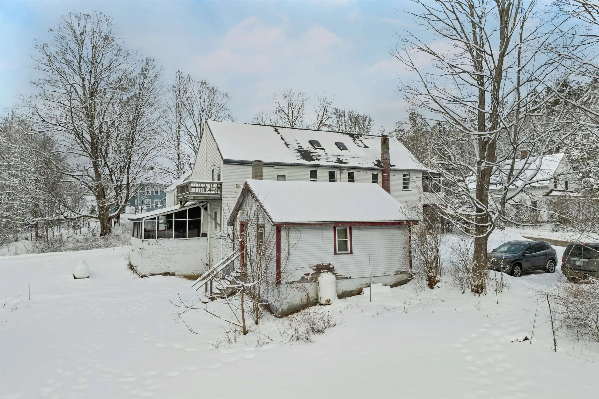 11 White Plains Road Webster NH 03303