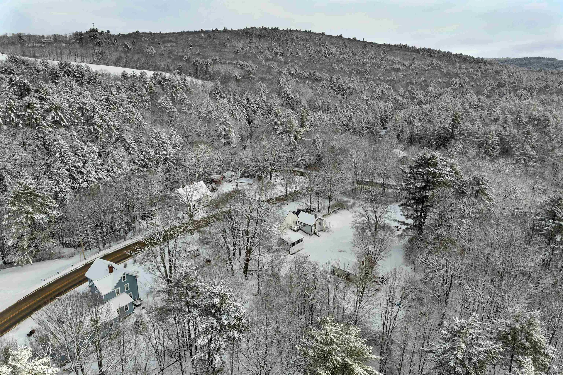 11 White Plains Road Webster NH 03303