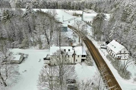 11 White Plains Road Webster NH 03303