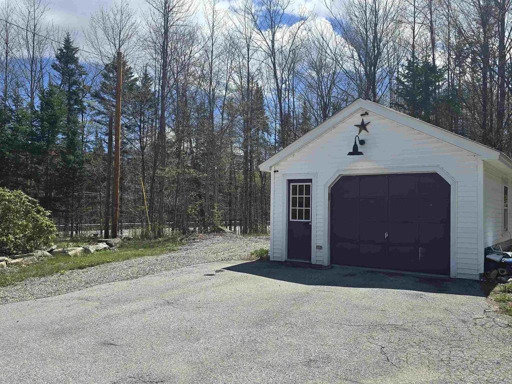 3148 Route 11 Londonderry VT 05148