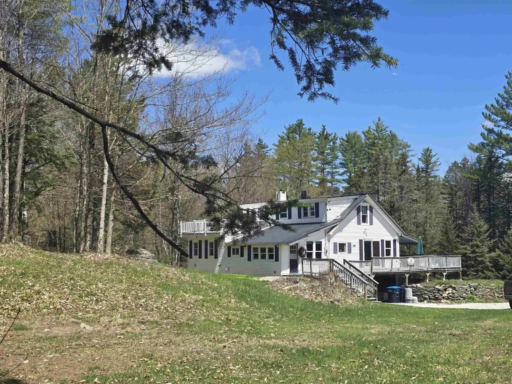 3148 Route 11 Londonderry VT 05148