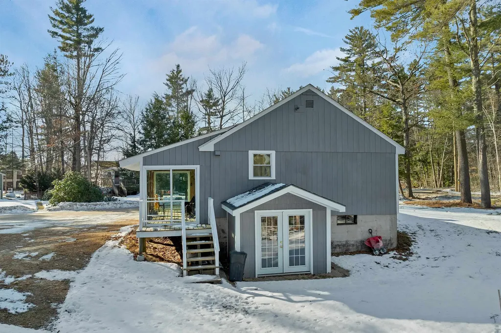 29 Birch Road Middleton NH 03887