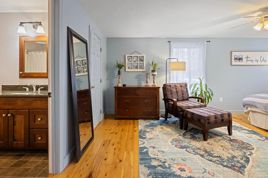 49 Cottage Circle Lebanon NH 03784