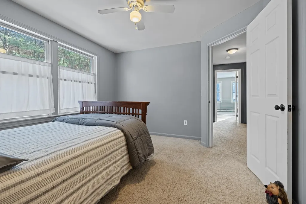 49 Cottage Circle Lebanon NH 03784