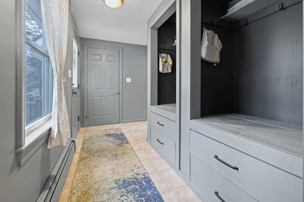 49 Cottage Circle Lebanon NH 03784