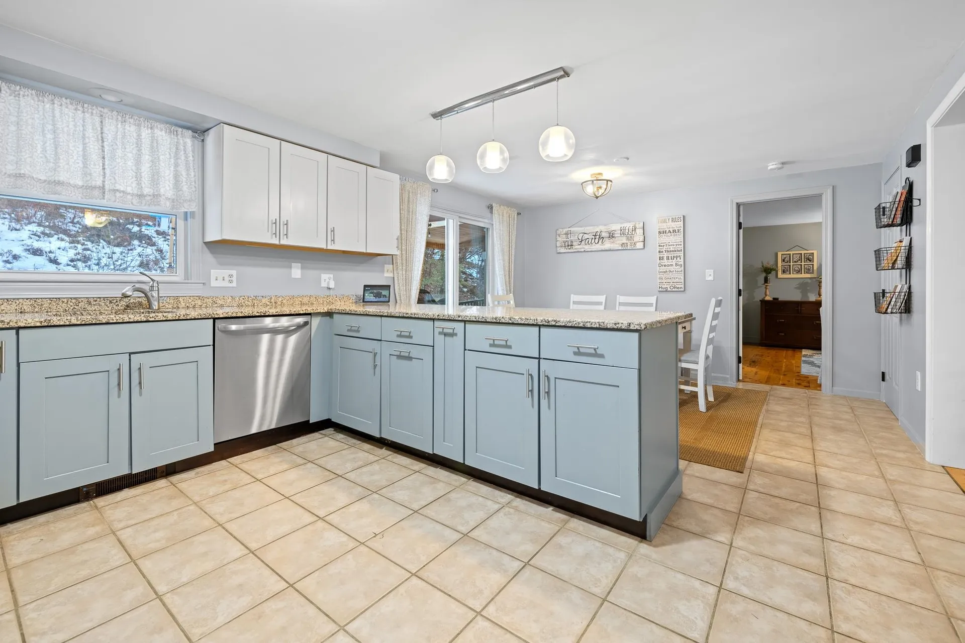 49 Cottage Circle Lebanon NH 03784