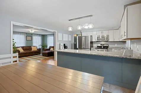 49 Cottage Circle Lebanon NH 03784