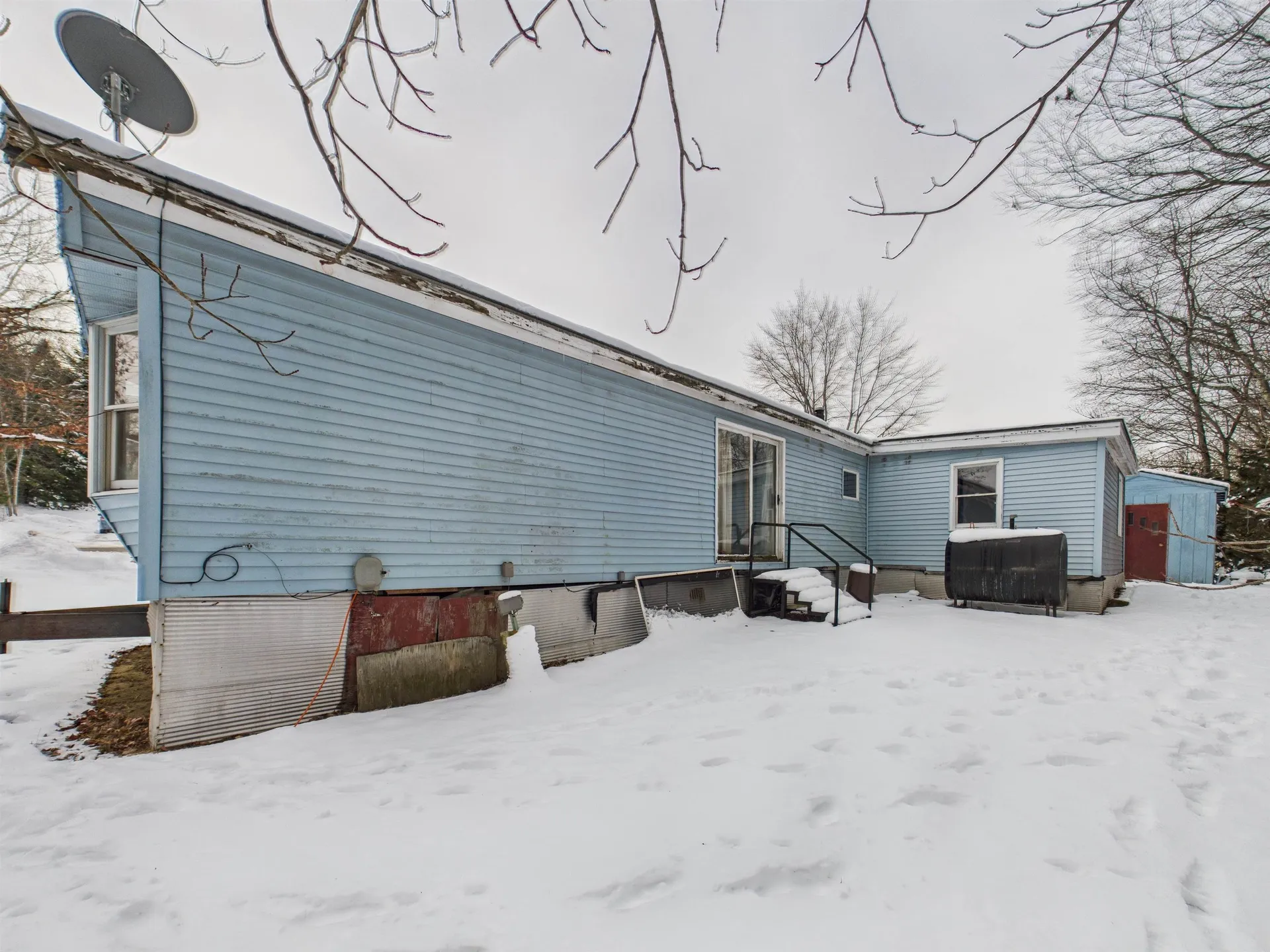 97 Lat Lane Swanzey NH 03446