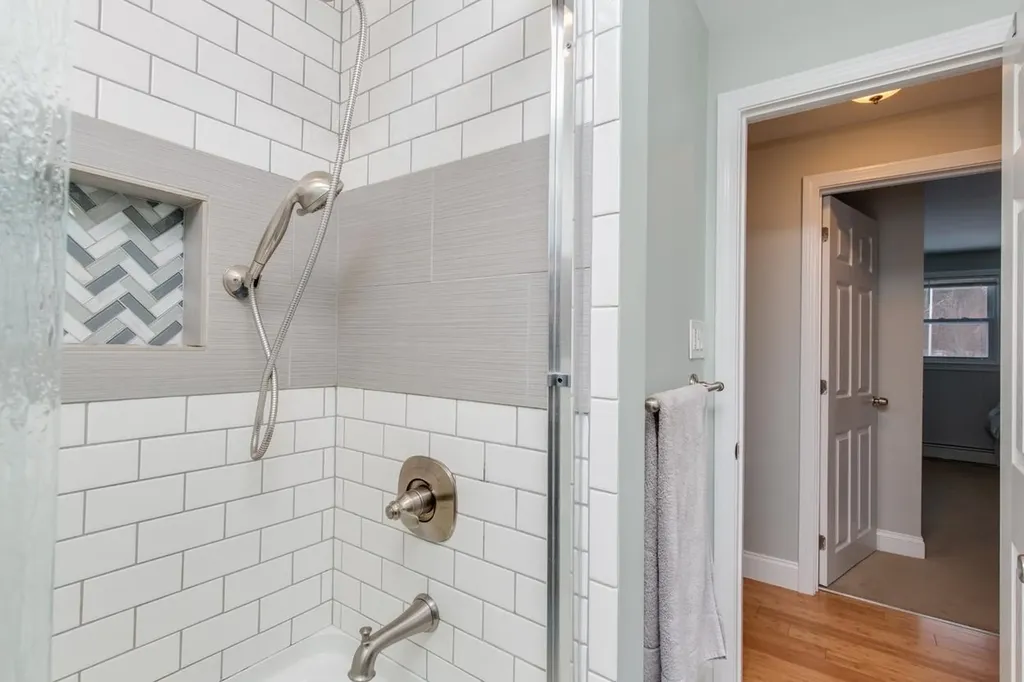 9 Pleasant View Drive Hooksett NH 03106