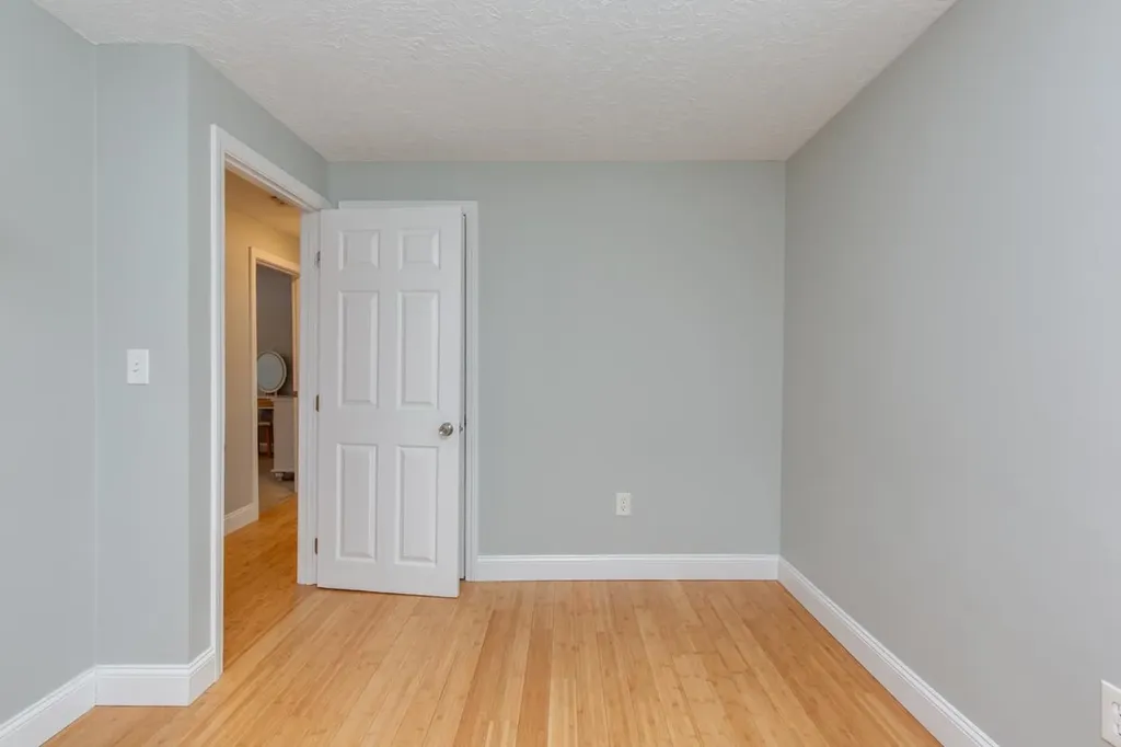 9 Pleasant View Drive Hooksett NH 03106