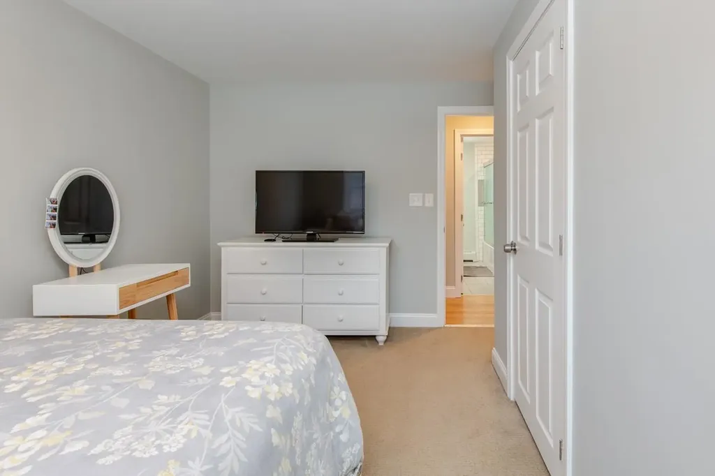 9 Pleasant View Drive Hooksett NH 03106