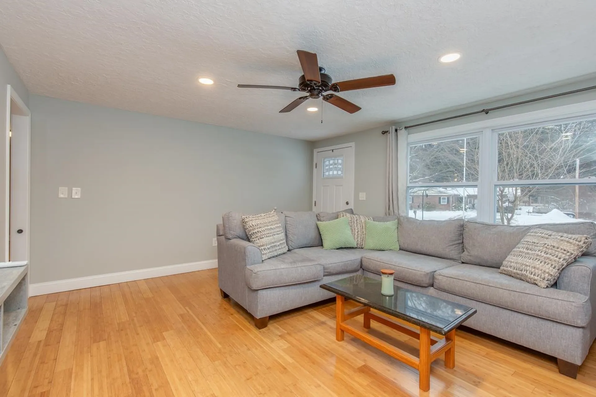 9 Pleasant View Drive Hooksett NH 03106