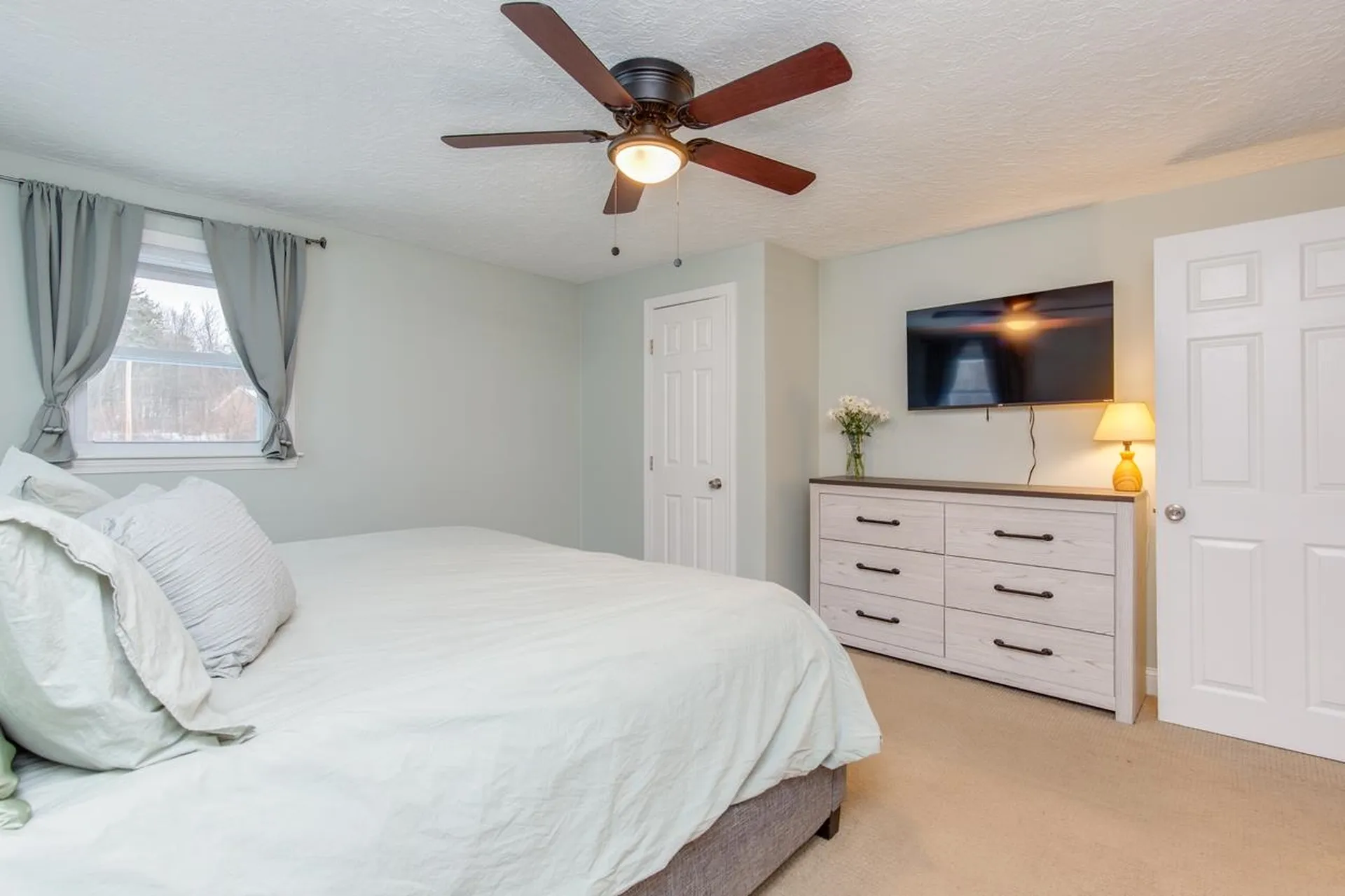 9 Pleasant View Drive Hooksett NH 03106