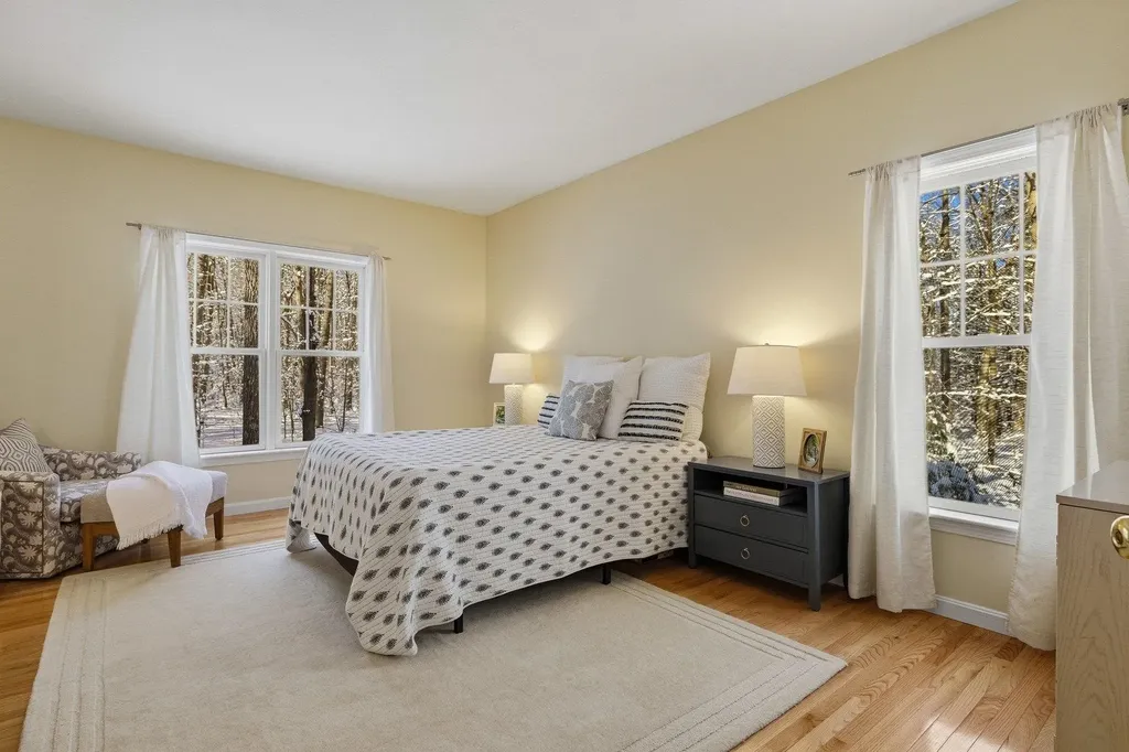 21 Parkman Brook Lane Stratham NH 03885