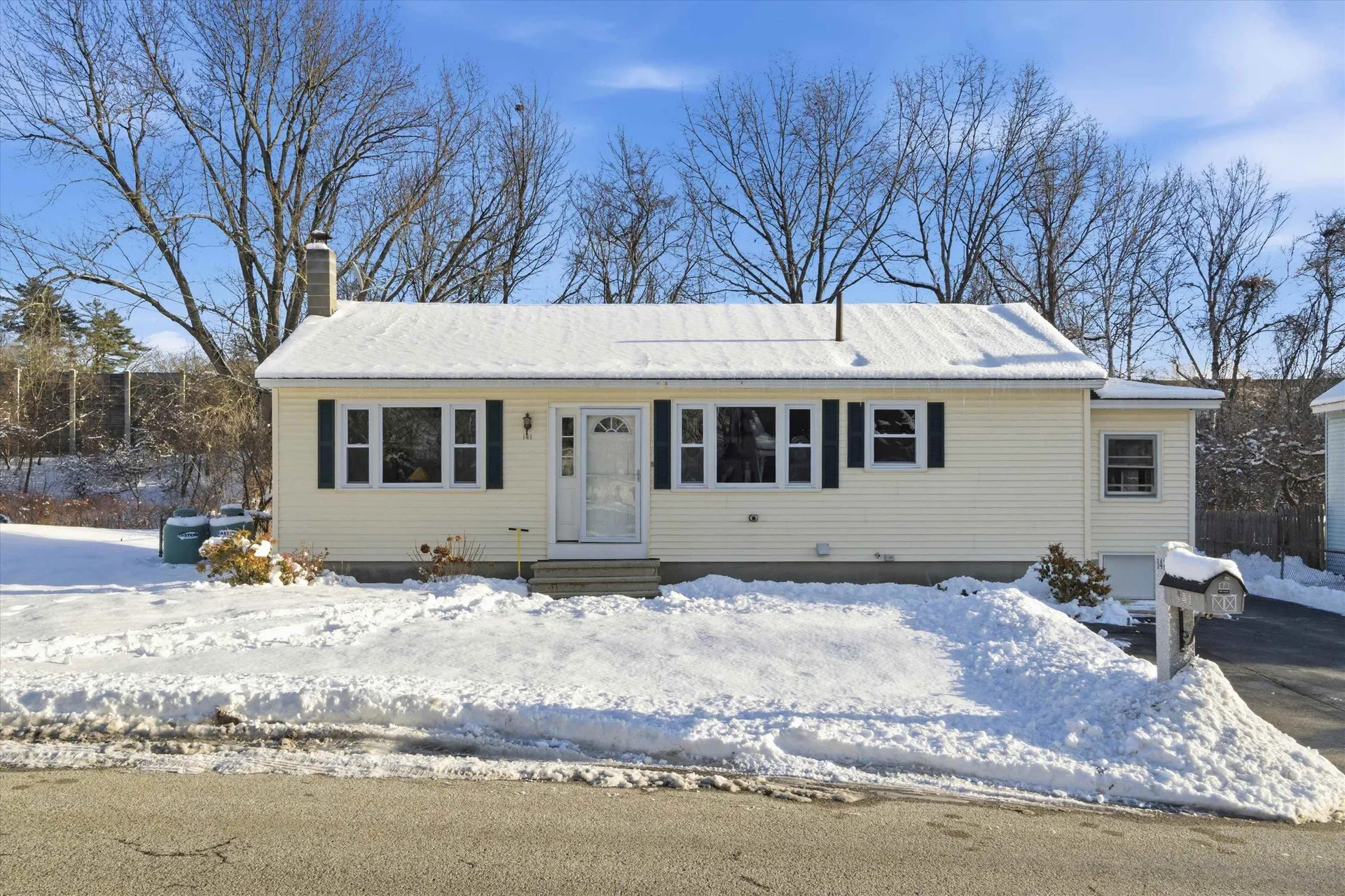 141 Bow Street Manchester NH 03103