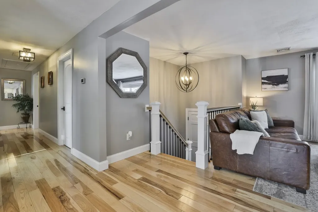 26 Sunapee Street Nashua NH 03063