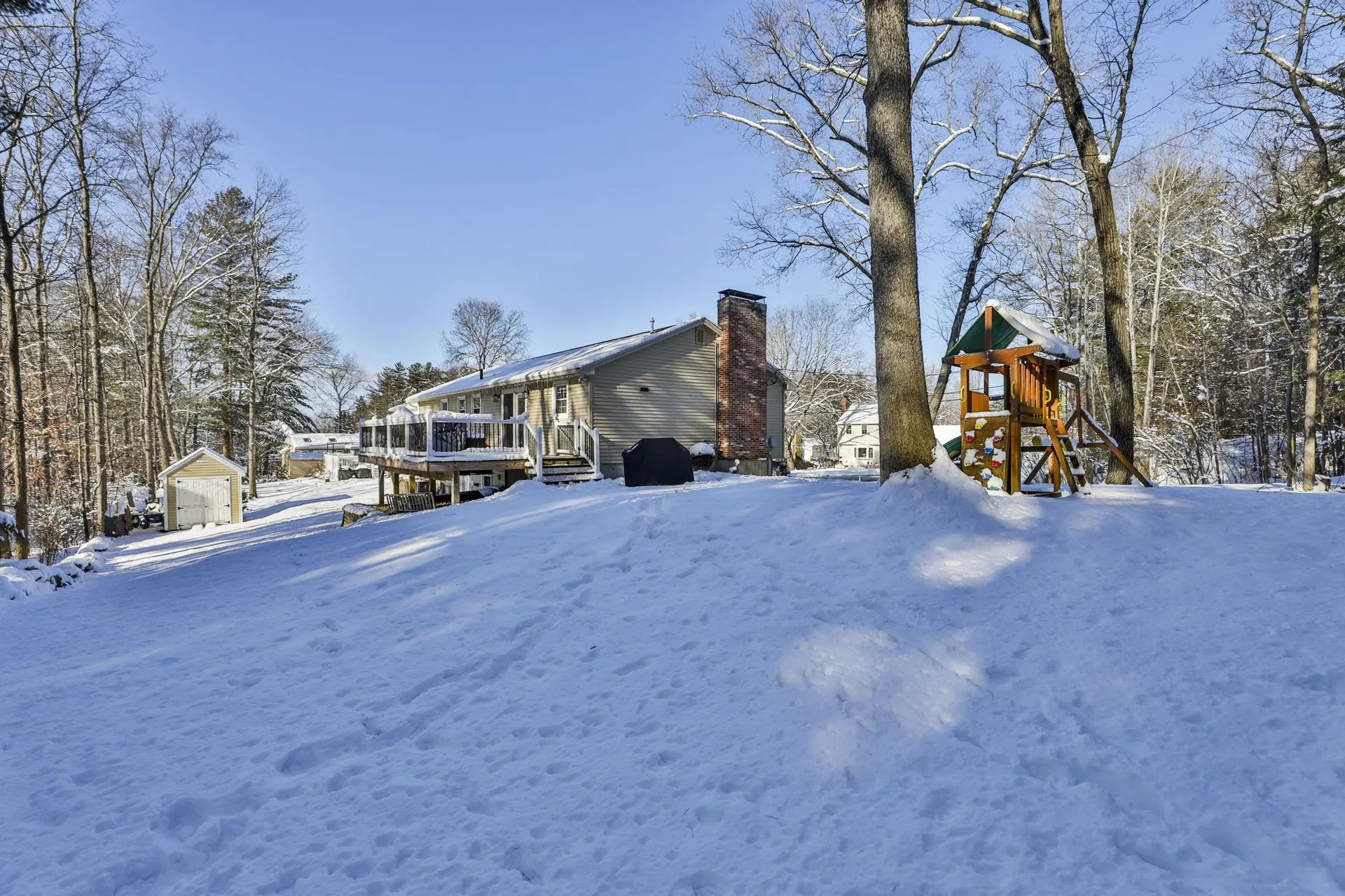26 Sunapee Street Nashua NH 03063