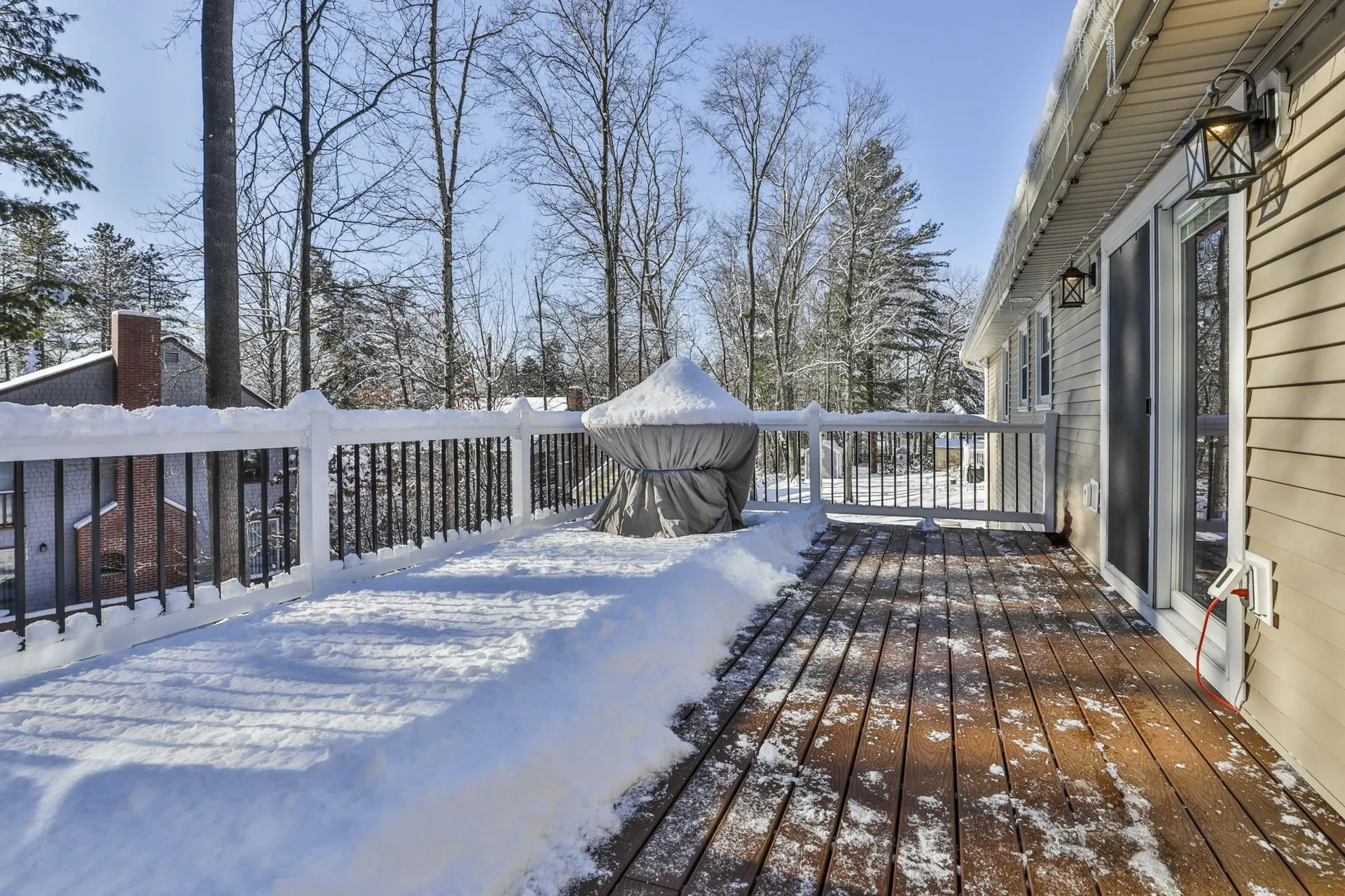 26 Sunapee Street Nashua NH 03063