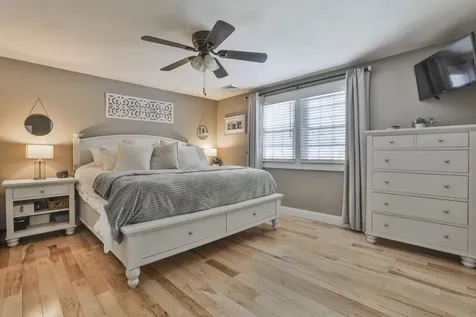 26 Sunapee Street Nashua NH 03063