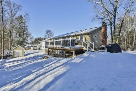 26 Sunapee Street Nashua NH 03063