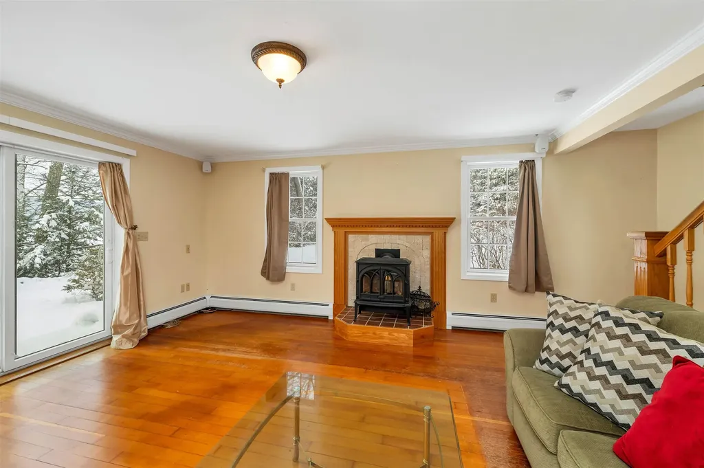 3 Wilderness Trail Harrisville NH 03450