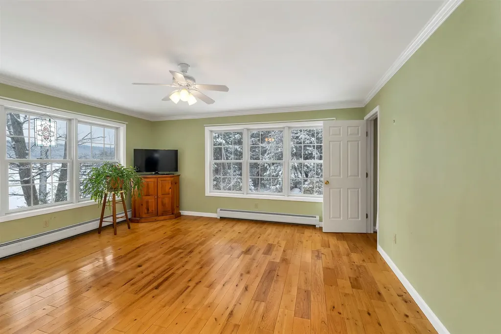 3 Wilderness Trail Harrisville NH 03450