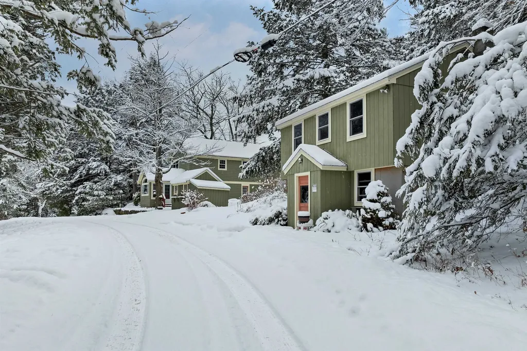 3 Wilderness Trail Harrisville NH 03450