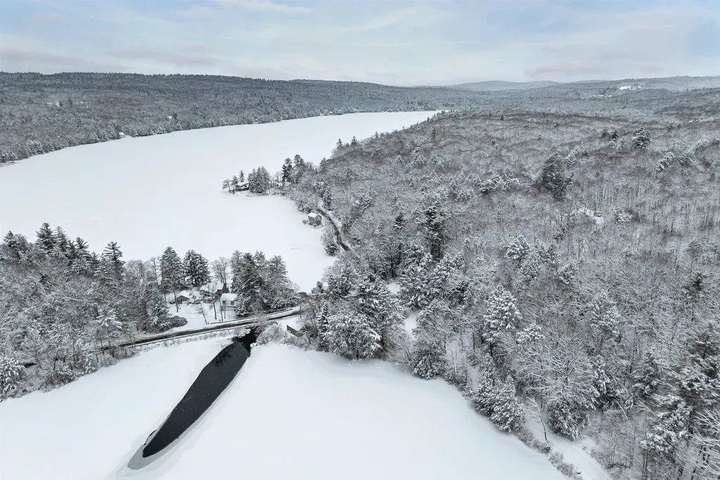 3 Wilderness Trail Harrisville NH 03450